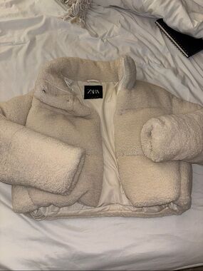 ZARA Cream Sherpa Teddy Jacket